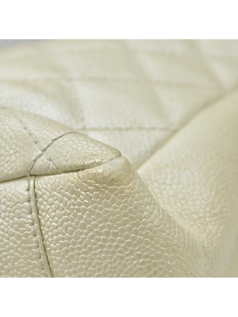 $2900 2006 Chanel Caviar Grand Shopping Tote GST Light Gold
